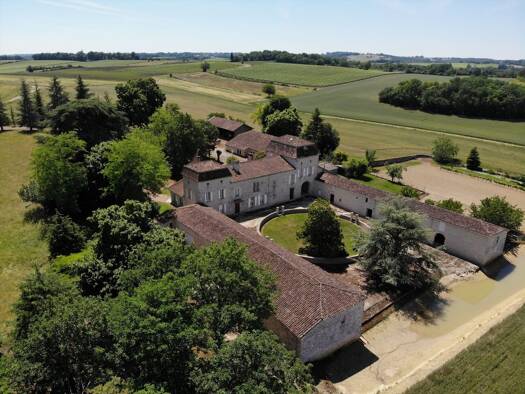 Haus zum Kauf 795.000 € 400 m² 90.000 m² Grundstück Nord Condom 32100