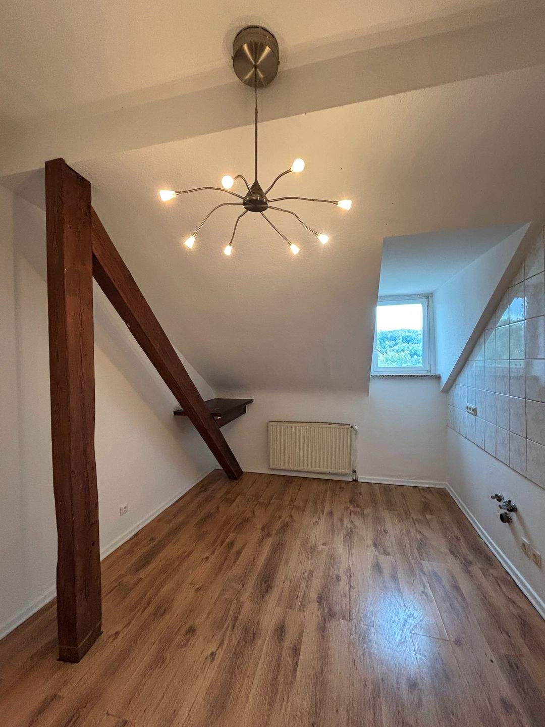 Helle Dachgeschosswohnung in Jägersfreude zu vermieten – Saarbrücken – Vorschaubild 4