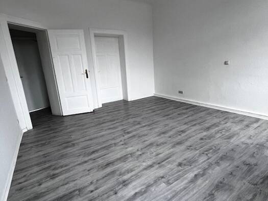 Wohnung zur Miete 430 € 2 Zimmer 67 m² 1. Geschoss frei ab sofort Mahrenholtzstr. 12 Fermersleben Magdeburg 39122