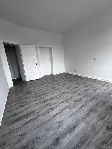 Wohnung zur Miete 430 € 2 Zimmer 67 m² EG frei ab sofort Mahrenholtzstr. 12 Fermersleben Magdeburg 39122