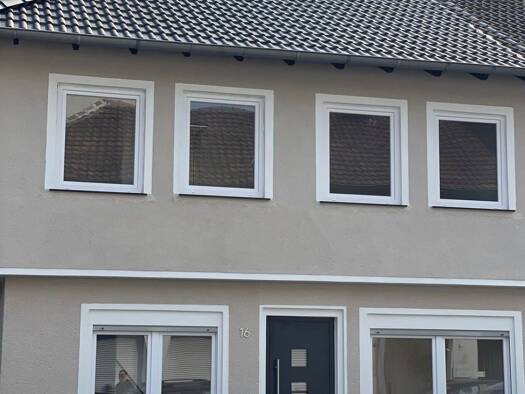 Stadthaus zur Miete 1.575 € 5 Zimmer 122 m² 320 m² Grundstück frei ab 01.02.2026 Schäferstr. 16 Südviertel Essen 45128