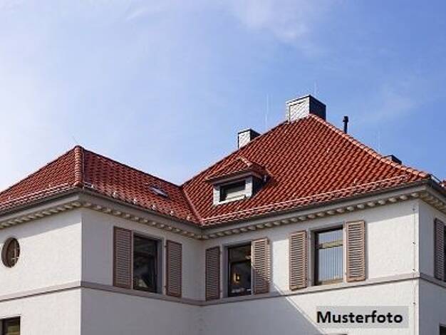 Mehrfamilienhaus zum Kauf 105.900 € 151,1 m² 225 m² Grundstück Lobenstein Bad Lobenstein 07356