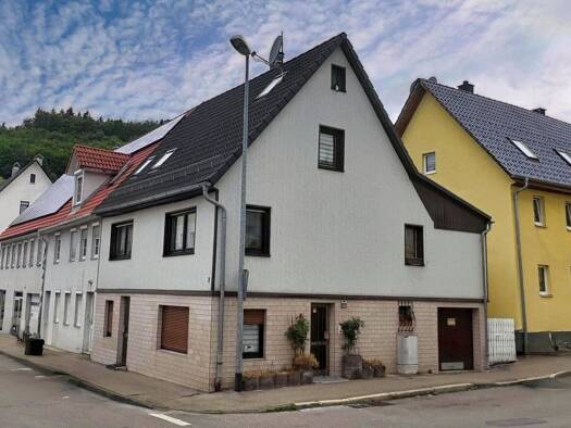 Doppelhaushälfte zum Kauf 159.000 € 7 Zimmer 110 m² 82 m² Grundstück Tailfingen Albstadt 72461