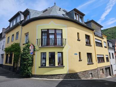Hotel zum Kauf 395.000 € 233 m² Grundstück Klotten 56818