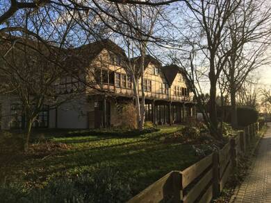 Haus zur Miete 4.650 € 25 Zimmer 1.385 m² 4.171 m² Grundstück frei ab 01.08.2025 Oldershausener Hauptstraße 9 Oldershausen Marschacht 21436