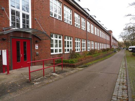 Bürogebäude zur Miete provisionsfrei 9,50 € 8 Zimmer 358,2 m² Bürofläche Tarpen 40 Langenhorn Hamburg 22419