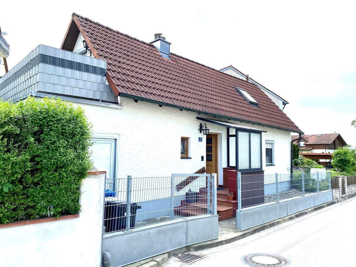 Einfamilienhaus zum Kauf 199.000 € 3 Zimmer 75 m²<br/>Wohnfläche 89 m²<br/>Grundstück Neustadt Neustadt a.d.Donau 93333