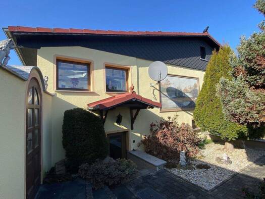 Einfamilienhaus zum Kauf 290.000 € 5 Zimmer 143 m² 990 m² Grundstück Saara Nobitz 04603