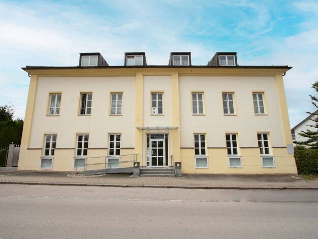 Verkaufsfläche zur Miete provisionsfrei 1.150 € 5 Zimmer 150 m² Verkaufsfläche Pfeffenhausen Pfeffenhausen 84076