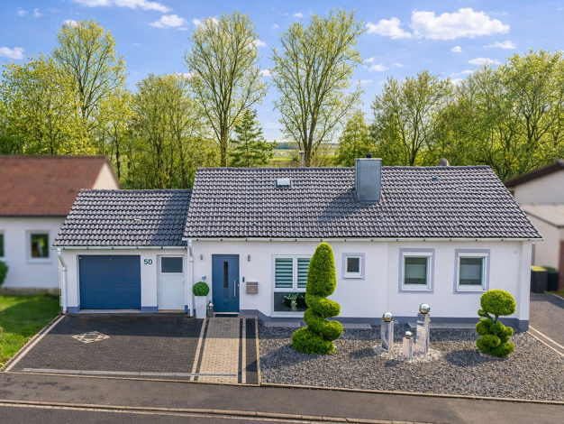 Einfamilienhaus zum Kauf 629.000 € 4 Zimmer 143 m² 991 m² Grundstück Gerolzhofen 97447