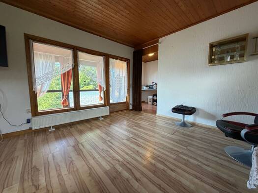Bungalow zum Kauf 129.000 € 3 Zimmer 65 m² 826 m² Grundstück Uslar Uslar 37170