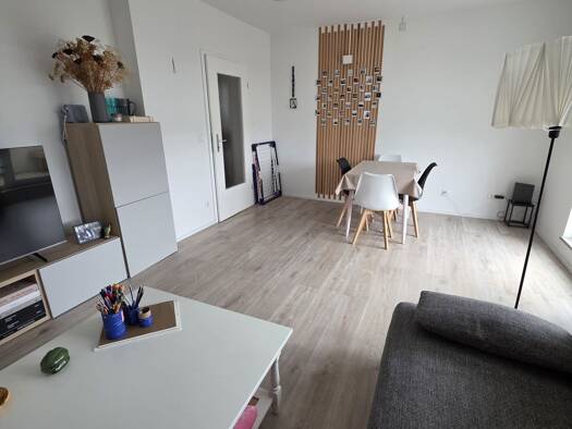 Wohnung zur Miete 417 € 2 Zimmer 62,8 m² Geschoss 3/4 frei ab 01.05.2026 Heßlinger Straße 26 Rothenfelde Wolfsburg 38440