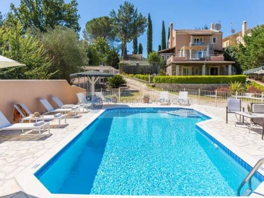 Villa zum Kauf 1.200.000 € 10 Zimmer 293 m² 2.000 m² Grundstück Municipality of Central Corfu and Diapontia Islands 49100