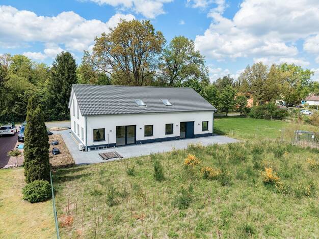 Doppelhaushälfte zum Kauf - Erstbezug 345.000 € 5,5 Zimmer 140 m² 490 m² Grundstück Poitzen Faßberg 29328