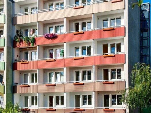 Studio zur Miete 191 € 1 Zimmer 27,3 m² 3. Geschoss frei ab 01.04.2026 E.-M.-Arndt-Str. 45 Neustrelitz 17235