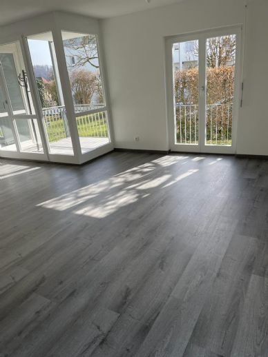 Wohnung zur Miete 900 € 3 Zimmer 80 m²<br/>Wohnfläche EG<br/>Geschoss 01.02.2025<br/>Verfügbarkeit Tiengen Waldshut-Tiengen 79761