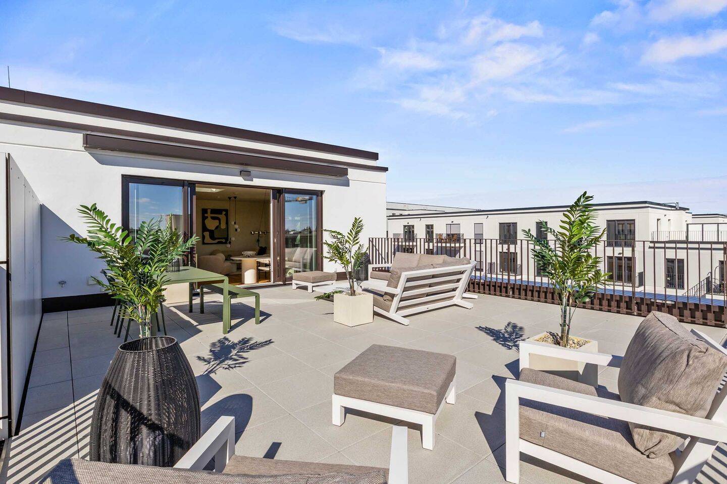 Property thumbnail 8