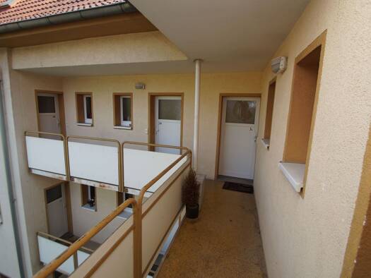 Wohnung zum Kauf provisionsfrei 99.500 € 2 Zimmer 41,8 m² 4. Geschoss Krämpfervorstadt Erfurt 99085