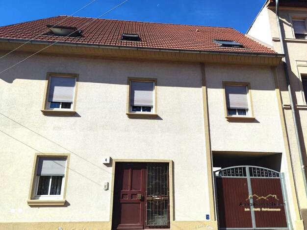 Wohnung zur Miete 522 € 2 Zimmer 65 m² EG frei ab 01.12.2025 Alte Bahnhofstraße 4 Zörbig 06780