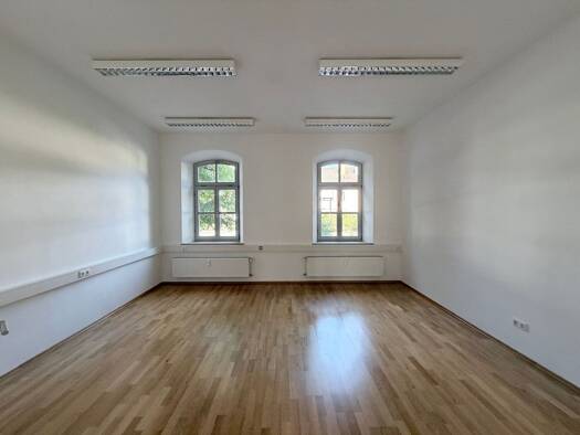 Wohn- und Geschäftshaus zum Kauf 3.951 € 4 Zimmer 101 m² Bürofläche Ingolstadt Ingolstadt 85055