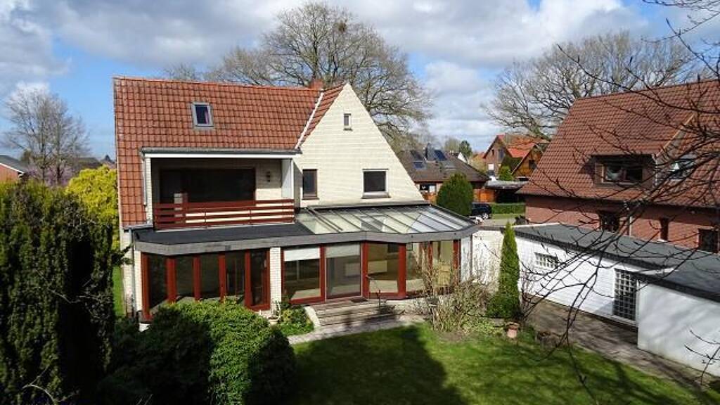 Haus zum Kauf 199.000 € 7,5 Zimmer 180 m² 1.355 m² Grundstück Beverstedt 27616