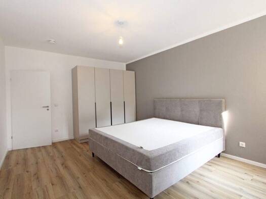 WG-Zimmer zur Miete auf Zeit 1.500 € 2,5 Zimmer 68 m² frei ab sofort Thalk.Obersendl.-Forsten-Fürstenr.-Solln München 81479