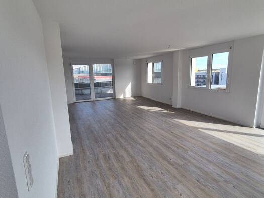 Wohnung zur Miete 1.993 € 4,5 Zimmer 153,3 m² 6. Geschoss Wehrdstr. 10 Singen Singen (Hohentwiel) 78224