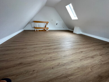 Maisonette zur Miete 320 € 2 Zimmer 55 m² 5. Geschoss Limbacher Straße 20 Schloßchemnitz 027 Chemnitz 09113