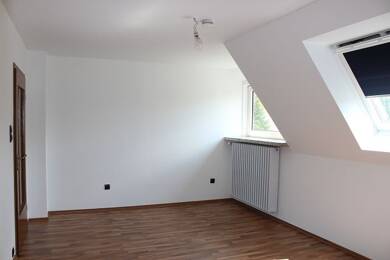 Wohnung zur Miete 350 € 3 Zimmer 54 m² Dachgeschoss, 1. Geschoss frei ab sofort Lenzinghausen Spenge 32139