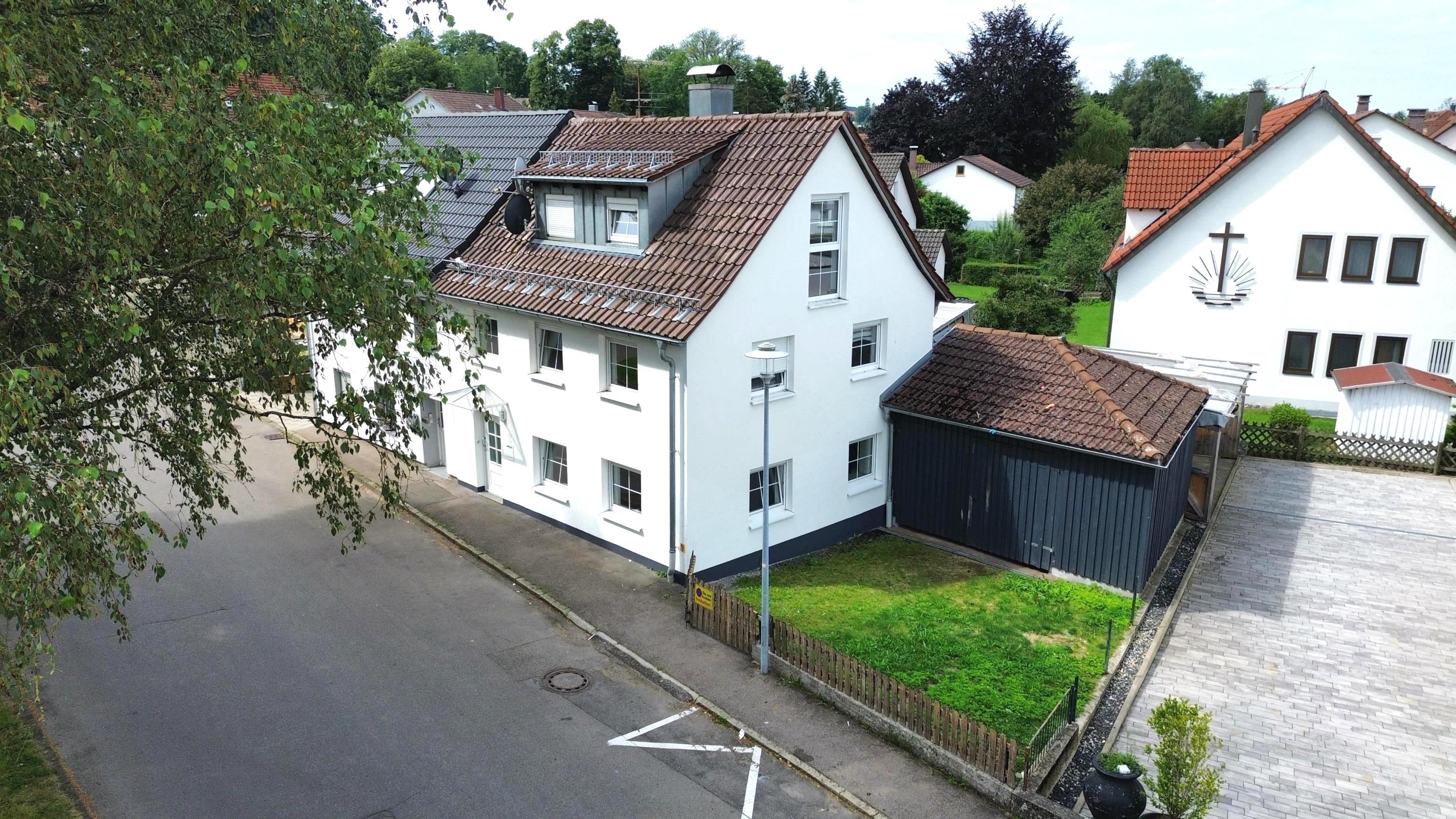 Doppelhaushälfte zum Kauf 292.000 € 4 Zimmer 106,7 m²<br/>Wohnfläche 156 m²<br/>Grundstück ab sofort<br/>Verfügbarkeit Bad Wurzach Bad Wurzach 88410