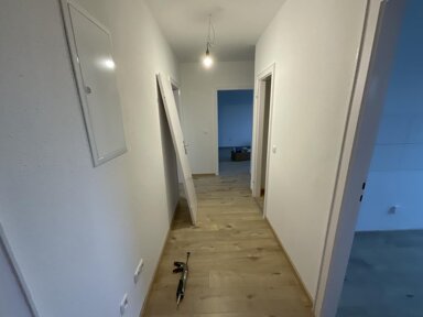 Wohnung zur Miete 569 € 3 Zimmer 73,6 m² 2. Geschoss frei ab 13.12.2024 Arngaster Straße 33 Varel Varel 26316