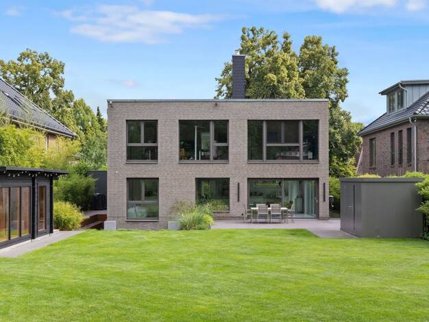 Einfamilienhaus zur Miete 9.980 € 11 Zimmer 360 m² Volksdorf Hamburg 22359