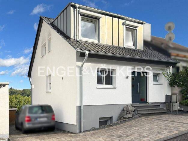 Doppelhaushälfte zum Kauf 449.000 € 5 Zimmer 176 m² 347 m² Grundstück Segendorf Neuwied 56567