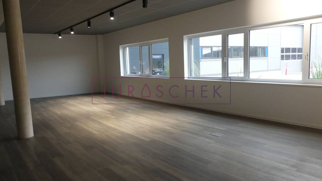 Büro zur Miete 3.080 € 8 Zimmer 385 m² Bürofläche Hilpoltstein 91161