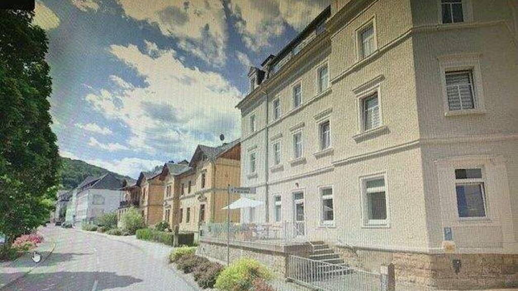 Wohnung zur Miete 415 € 3 Zimmer 73,2 m² 2. Geschoss frei ab sofort Bahnhofstraße 2 Glashütte 01768