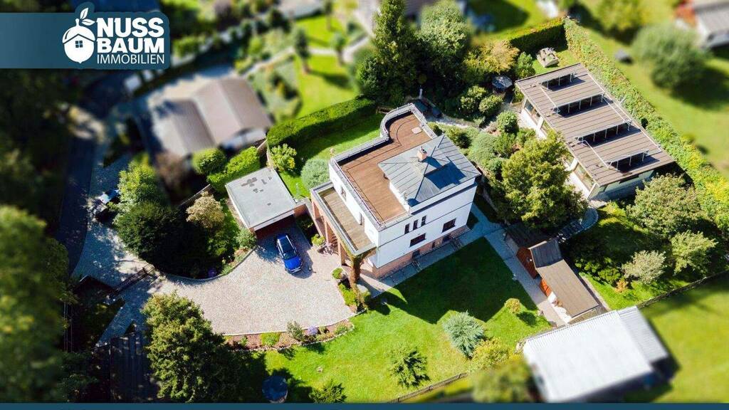 Villa zum Kauf 1.025.000 € 6 Zimmer 340 m² 2.479 m² Grundstück Tiefer Weg 24 Saalfeld Saalfeld/Saale 07318