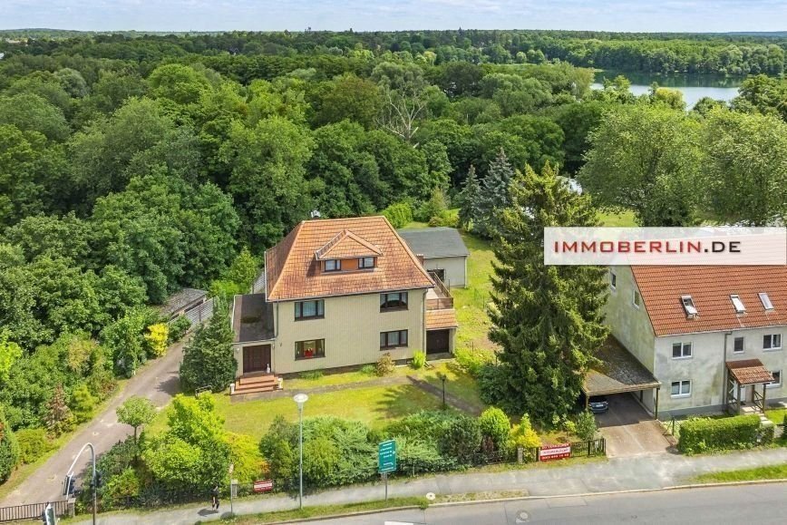 Haus zum Kauf 820.000 € 8 Zimmer 203 m²<br/>Wohnfläche 1.758 m²<br/>Grundstück Groß Glienicke Potsdam 14476