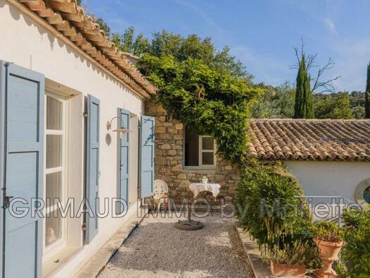 Haus zum Kauf als Kapitalanlage geeignet 1.750.000 € 7 Zimmer 234 m² 3.513 m² Grundstück Port Grimaud Grimaud 83310