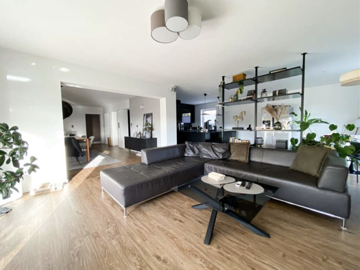 Haus zum Kauf 790.000 € 5 Zimmer 263 m² 455 m² Grundstück Kitzingen 97318