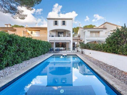 Reihenmittelhaus zum Kauf 1.600.000 € 5 Zimmer Pollen?a 07470