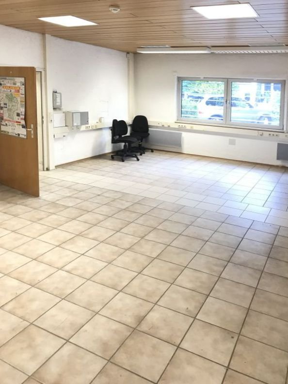 Bürofläche zur Miete 1.090 € 4 Zimmer 180 m²<br/>Bürofläche Neustadt Neustadt an der Donau 93333