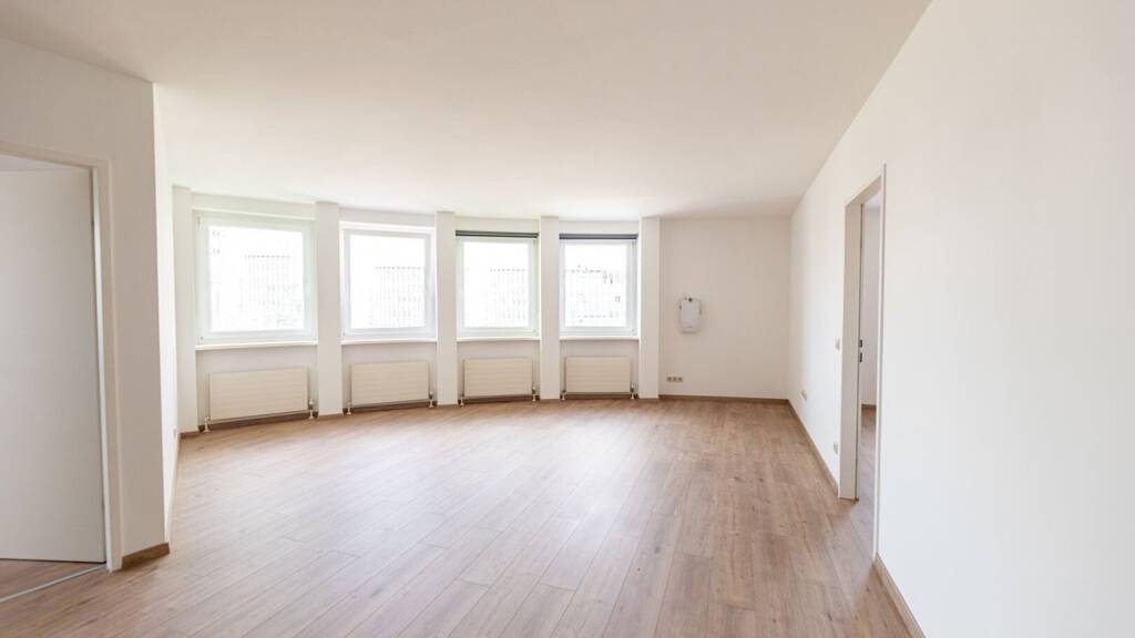 Wohnung zum Kauf 1.399.000 € 14 Zimmer 389,2 m² Grillparzerstraße 1 Lustenau Linz 4020