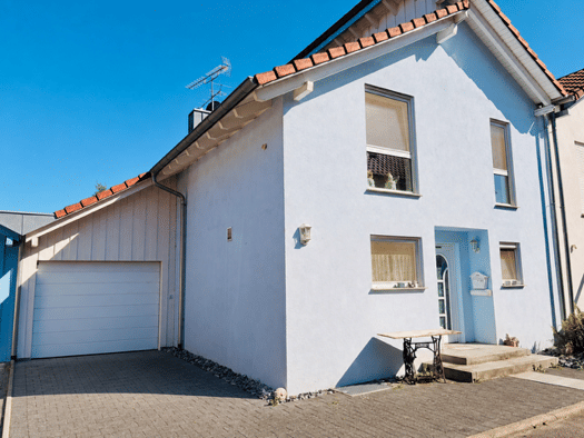Doppelhaushälfte zum Kauf 489.000 € 5,5 Zimmer 165 m² 397 m² Grundstück Welschingen Engen 78234