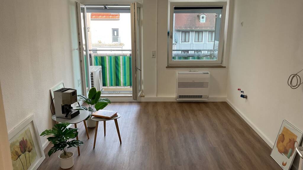 Exklusive, modernisierte 3-Raum-Wohnung mit gehobener Innenausstattung mit Balkon in Nürnberg