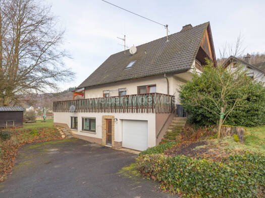 Mehrfamilienhaus zum Kauf 299.000 € 9 Zimmer 210 m² 836 m² Grundstück Altwindeck Windeck 51570