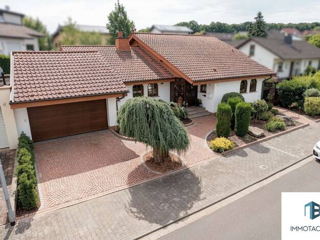 Einfamilienhaus zum Kauf 609.000 € 8 Zimmer 192 m² 723 m² Grundstück Kirchheimbolanden Kirchheimbolanden 67292