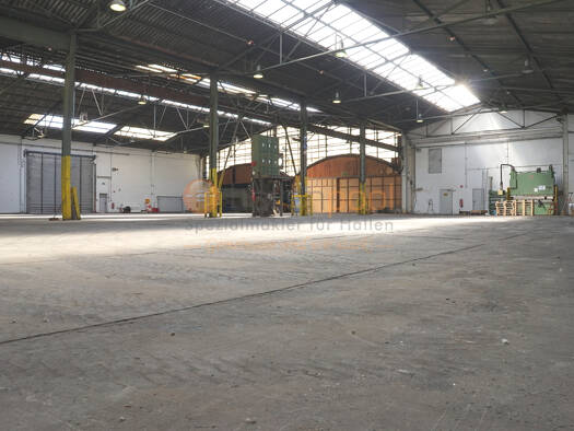 Lagerhalle zur Miete provisionsfrei 2,60 € 1.500 m² Lagerfläche Andernach Andernach 56626