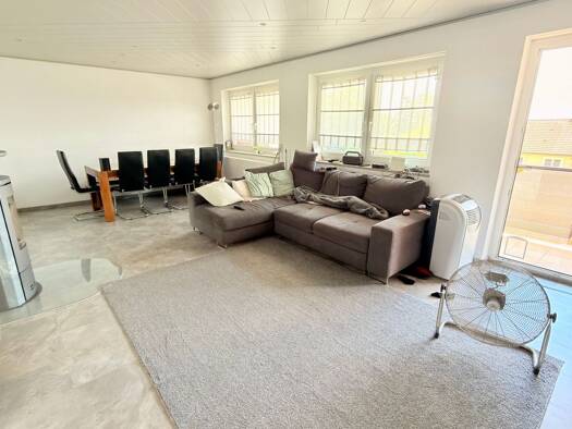 Wohnung zur Miete 900 € 3,5 Zimmer 100 m² Geschoss 1/2 frei ab 27.09.2026 Wallerstein 86757