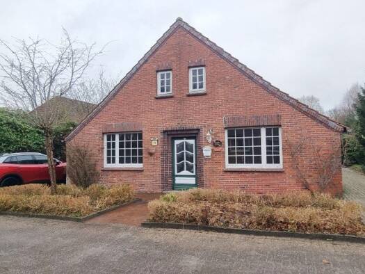 Einfamilienhaus zum Kauf 160.000 € 4 Zimmer 124,9 m² 2.234 m² Grundstück Augustfehn I Augustfehn 26689