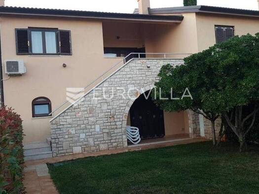 Haus zum Kauf 390.000 € 2 Zimmer 120 m² Brnobici Kaštelir 52425